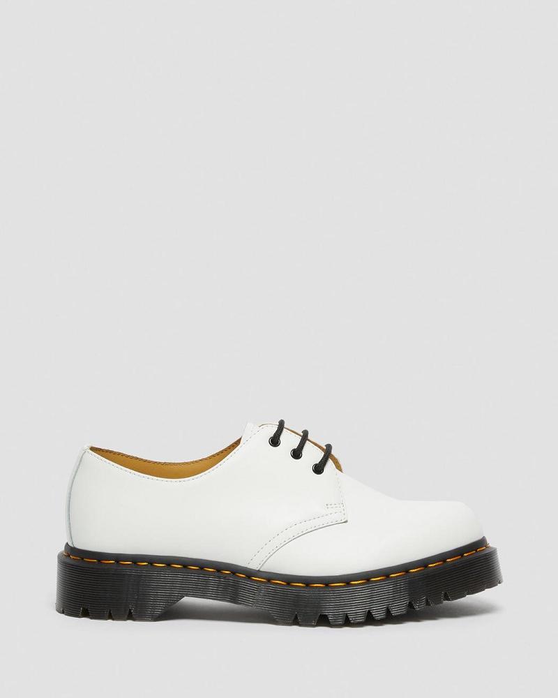 White Women's Dr Martens 1461 Bex Smooth Leather Oxfords Shoes | CA 342OKI